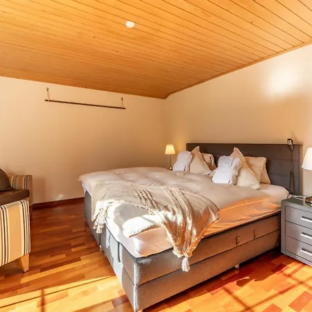 Les Ecureuils By Inspiringplaces *